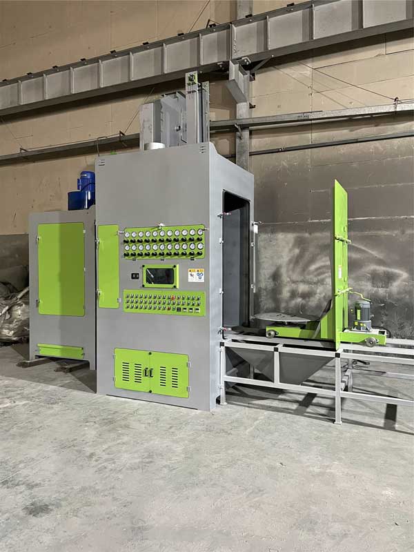 江蘇客戶定制大型大轉(zhuǎn)臺自動噴砂機，自動轉(zhuǎn)臺噴砂機